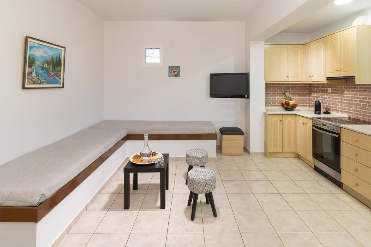 Aelia Holiday home